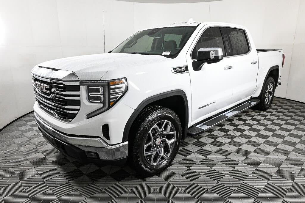 2026 GMC Sierra 1500 SLT Crew Cab 4WD