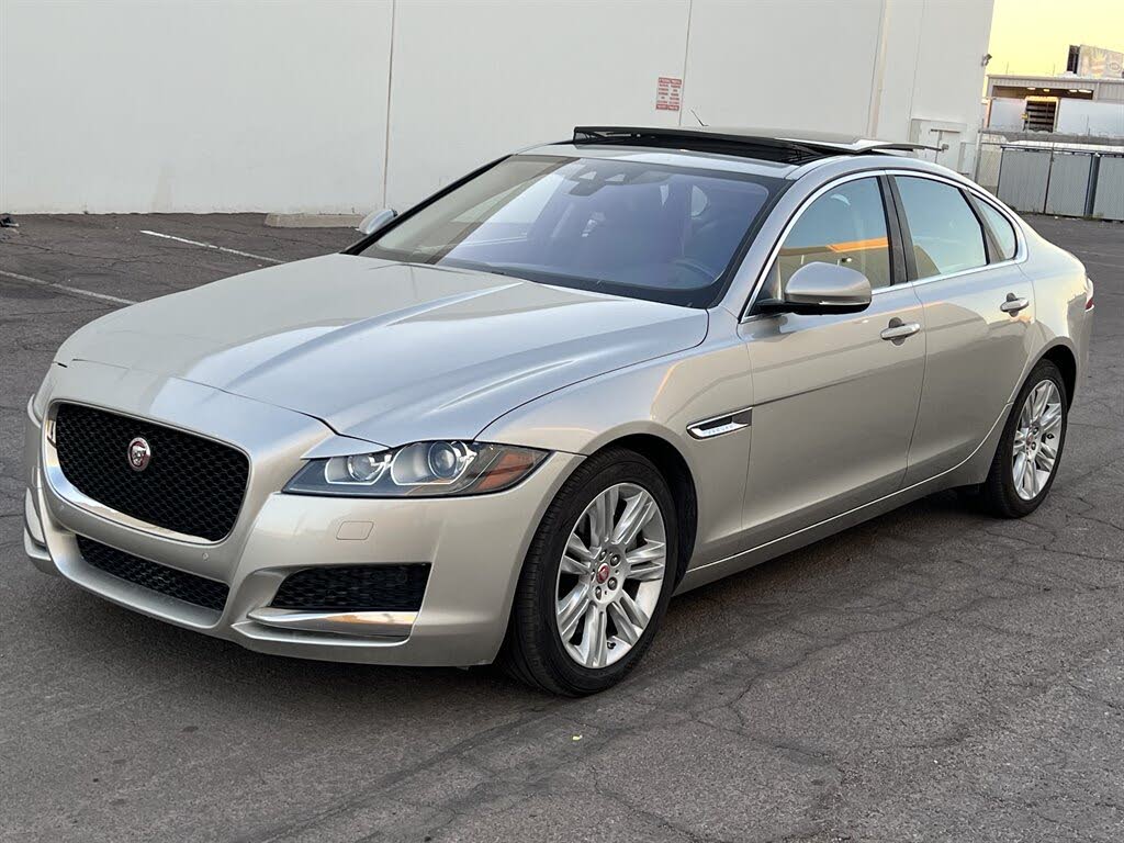 2017 Jaguar XF 35t Premium RWD
