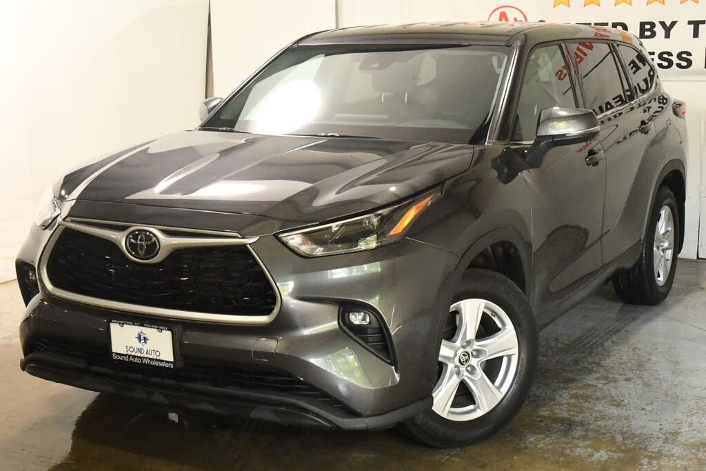 2022 Toyota Highlander LE AWD