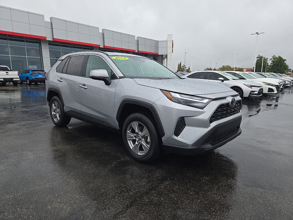 2024 Toyota RAV4 XLE AWD