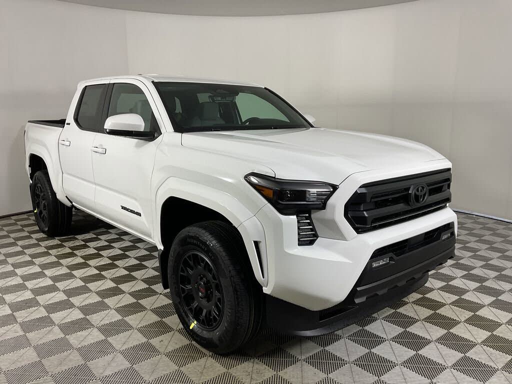 2025 Toyota Tacoma SR5 Double Cab 4WD
