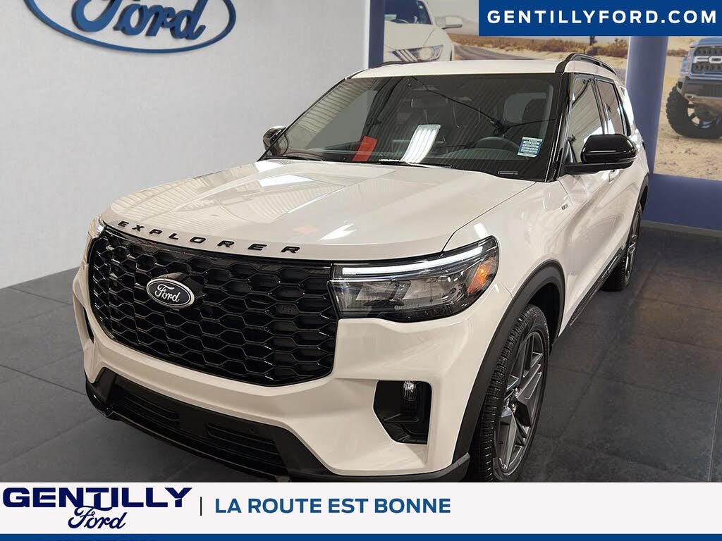 2025 Ford Explorer ST-Line AWD