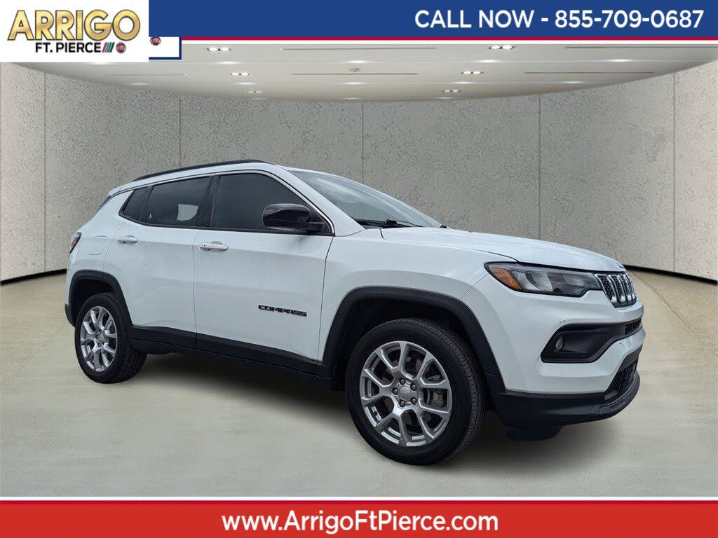 2024 Jeep Compass Latitude Lux 4WD