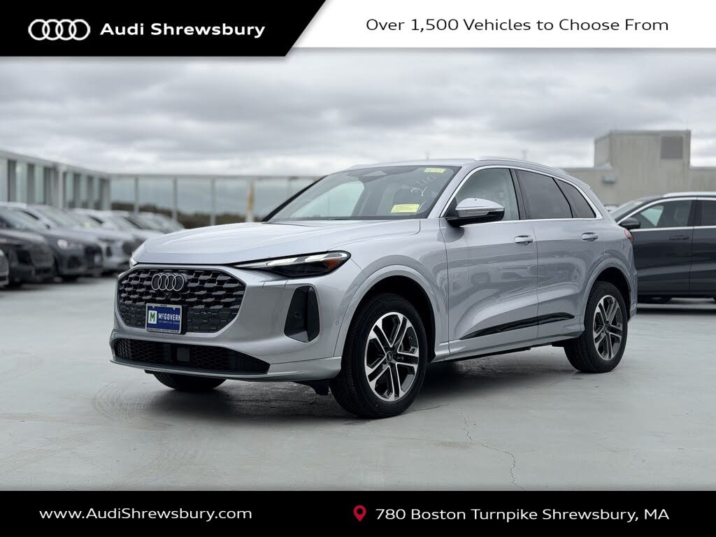 2025 Audi Q5 quattro Premium 40 TFSI