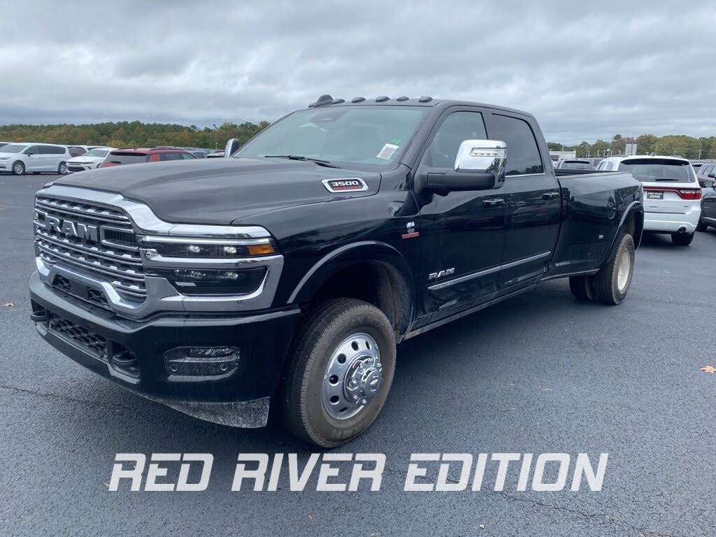 2026 RAM 3500 Limited Crew Cab LB DRW 4WD