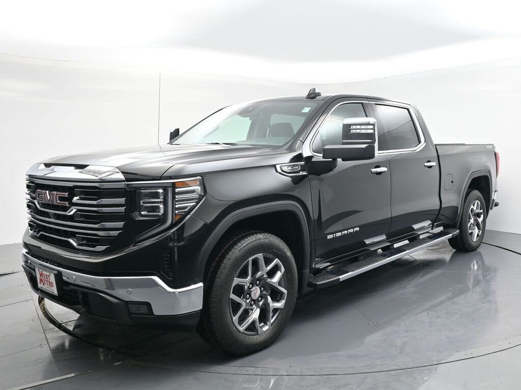 2026 GMC Sierra 1500 SLT Crew Cab 4WD