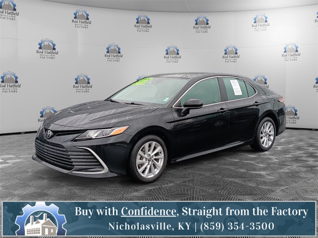 2024 Toyota Camry LE FWD