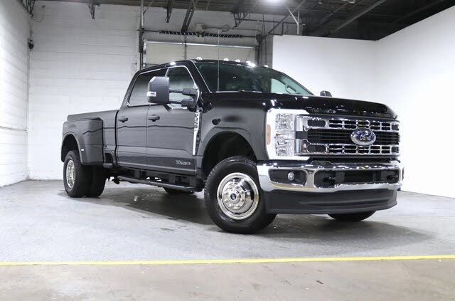 2026 Ford F-350 Super Duty XLT Crew Cab LB DRW 4WD