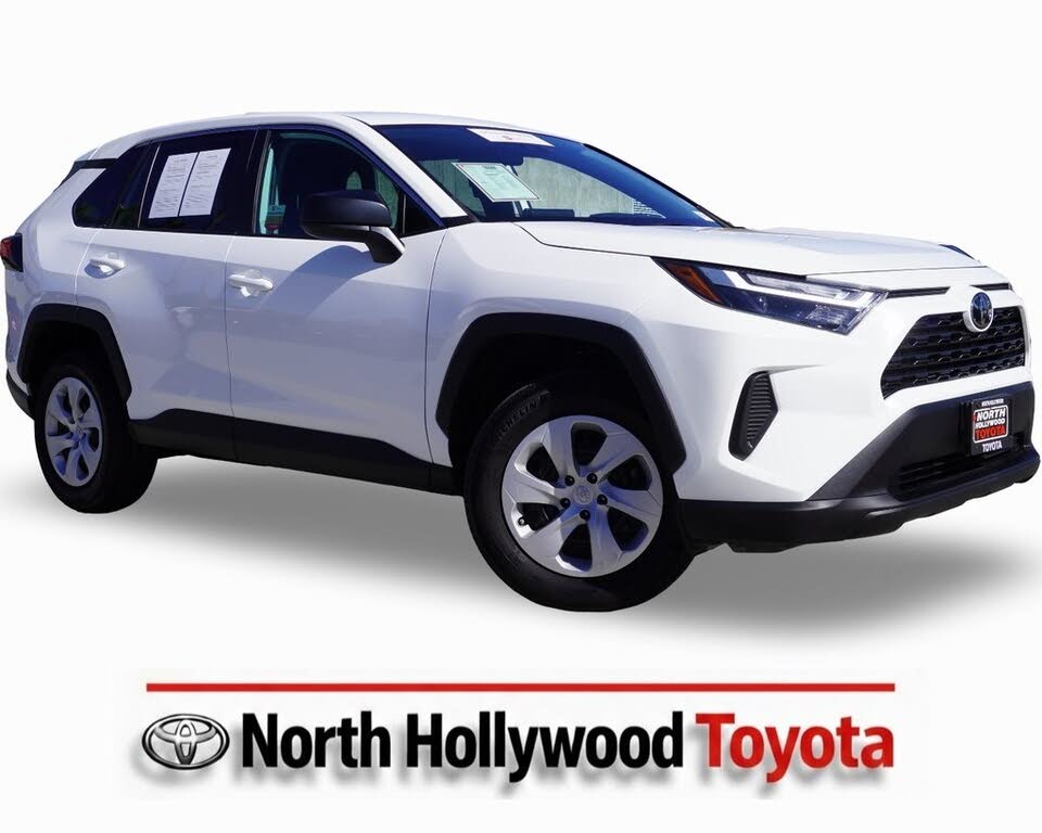 2024 Toyota RAV4 LE FWD