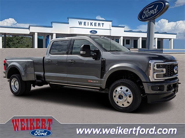 2026 Ford F-450 Super Duty Platinum Crew Cab LB DRW 4WD