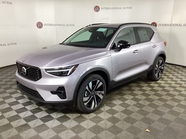 2026 Volvo XC40 B5 Ultra AWD