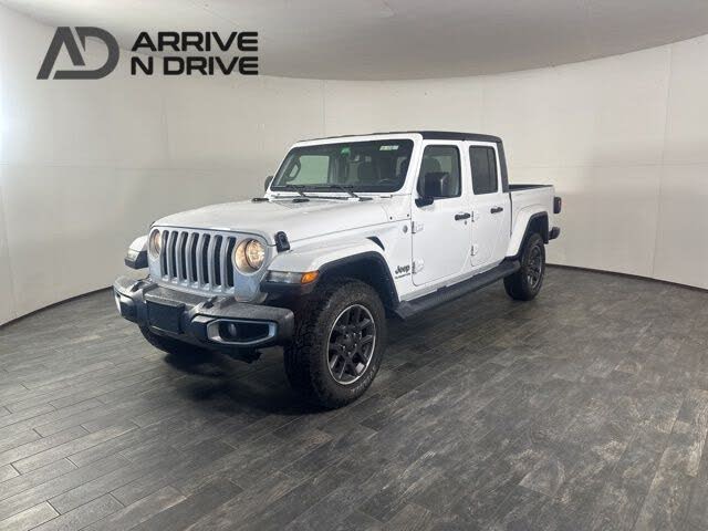 2022 Jeep Gladiator Overland Crew Cab 4WD
