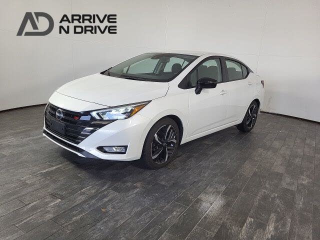 2024 Nissan Versa SR FWD