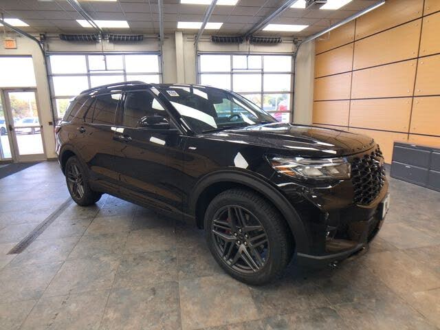 2026 Ford Explorer ST-Line AWD