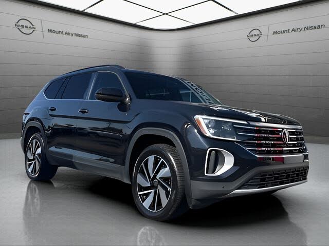 2024 Volkswagen Atlas SE FWD with Technology