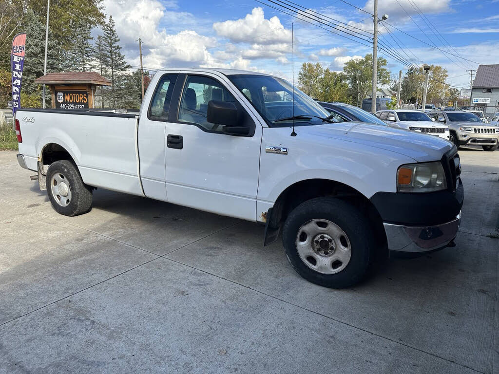 2005 Ford F-150 XL LB 4WD