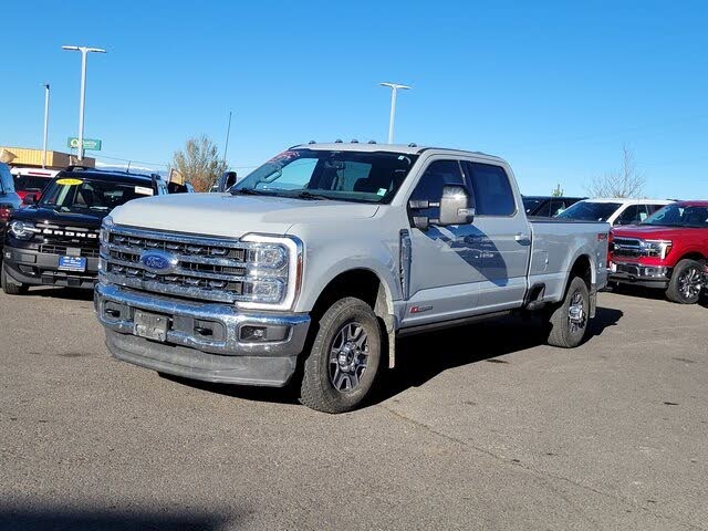2025 Ford F-350 Super Duty Lariat Crew Cab 4WD