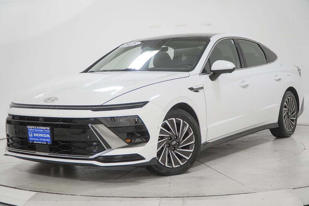 2025 Hyundai Sonata Hybrid Limited FWD