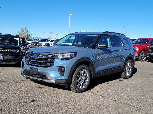 2026 Ford Explorer Active AWD