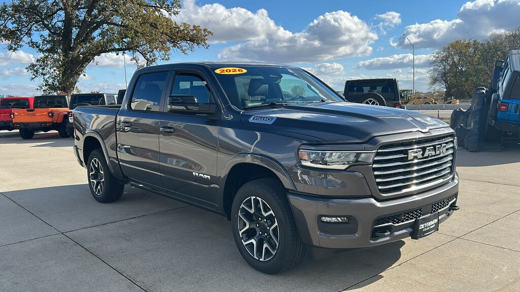 2026 RAM 1500 Laramie Crew Cab 4WD
