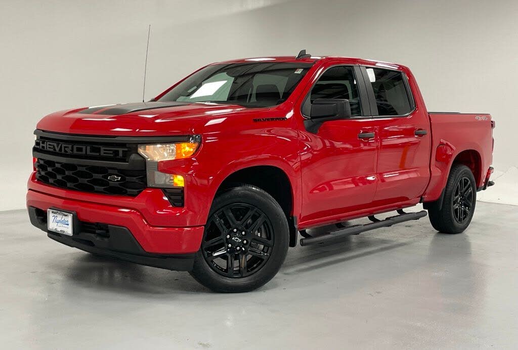 2022 Chevrolet Silverado 1500 Custom Crew Cab 4WD