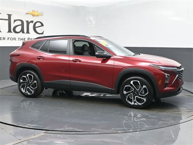 2025 Chevrolet Trax RS with 2RS FWD