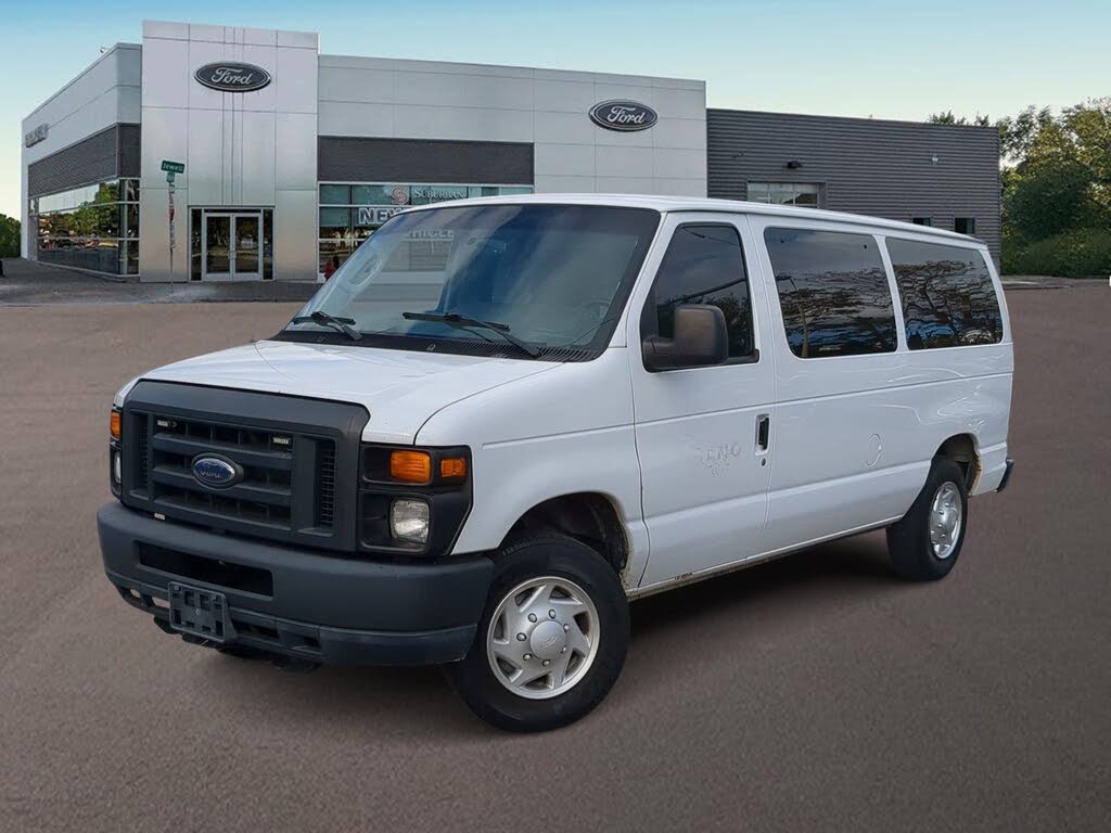 2014 Ford E-Series E-150 XL Passenger Van