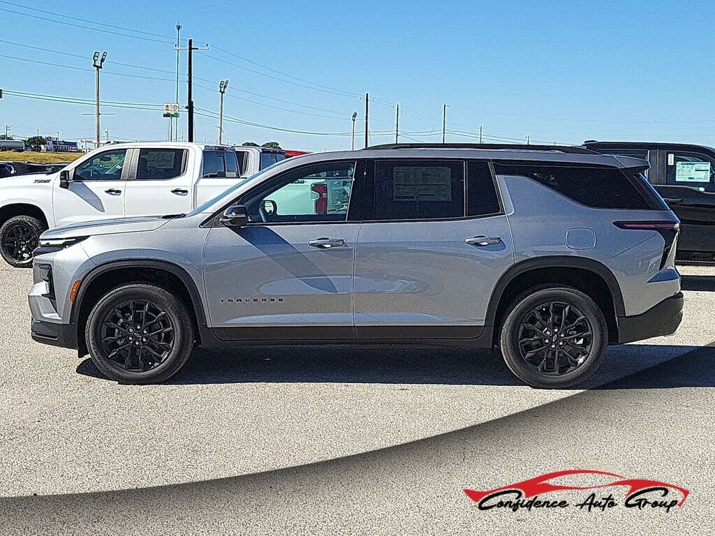 2026 Chevrolet Traverse LT FWD