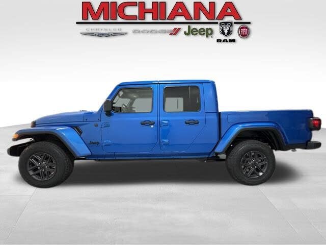 2026 Jeep Gladiator Sport S Crew Cab 4WD