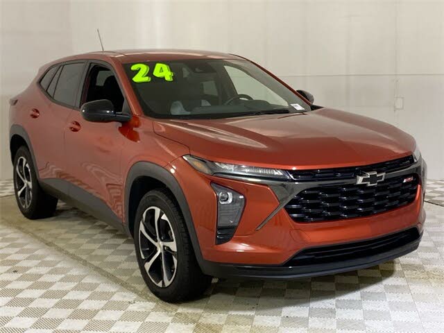 2024 Chevrolet Trax RS with 1RS FWD