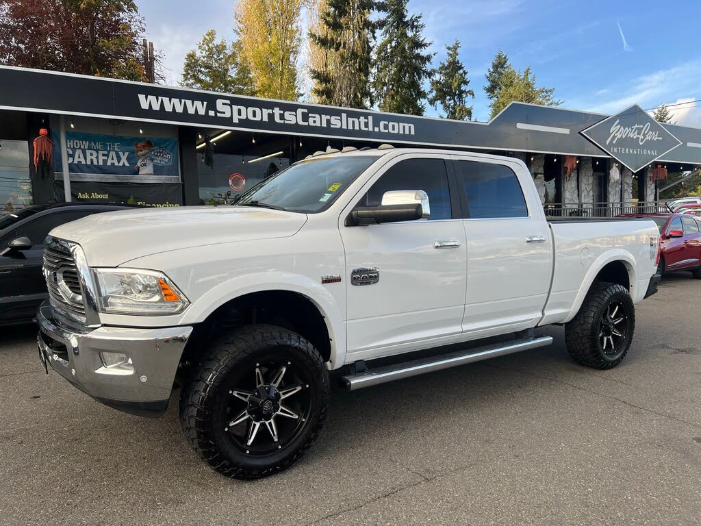 2017 RAM 3500 Laramie Longhorn Crew Cab 4WD