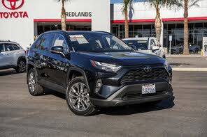 Toyota RAV4 XLE Premium FWD