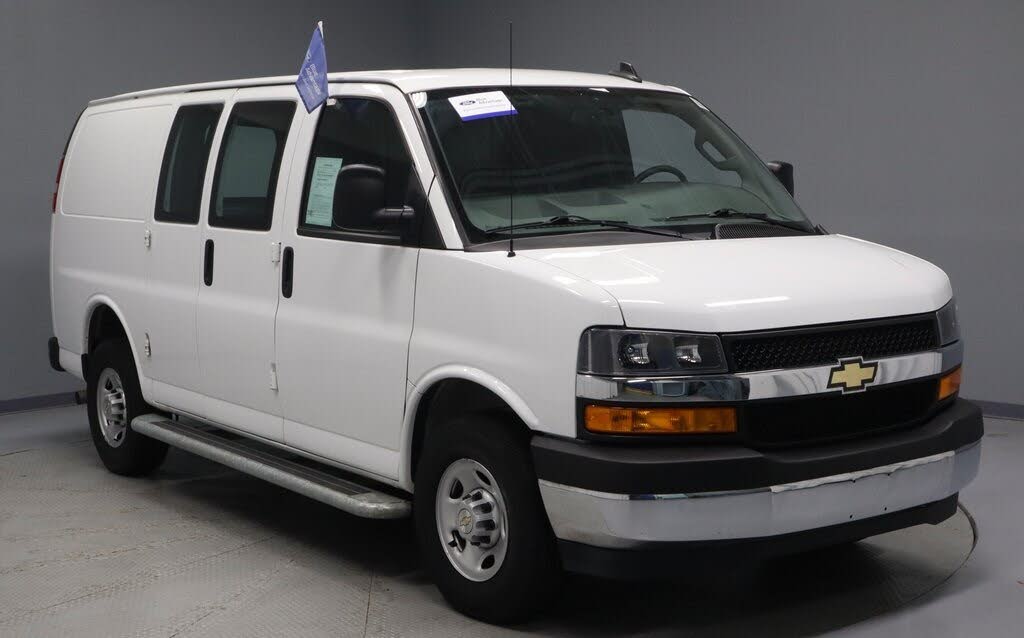 2024 Chevrolet Express Cargo 2500 RWD