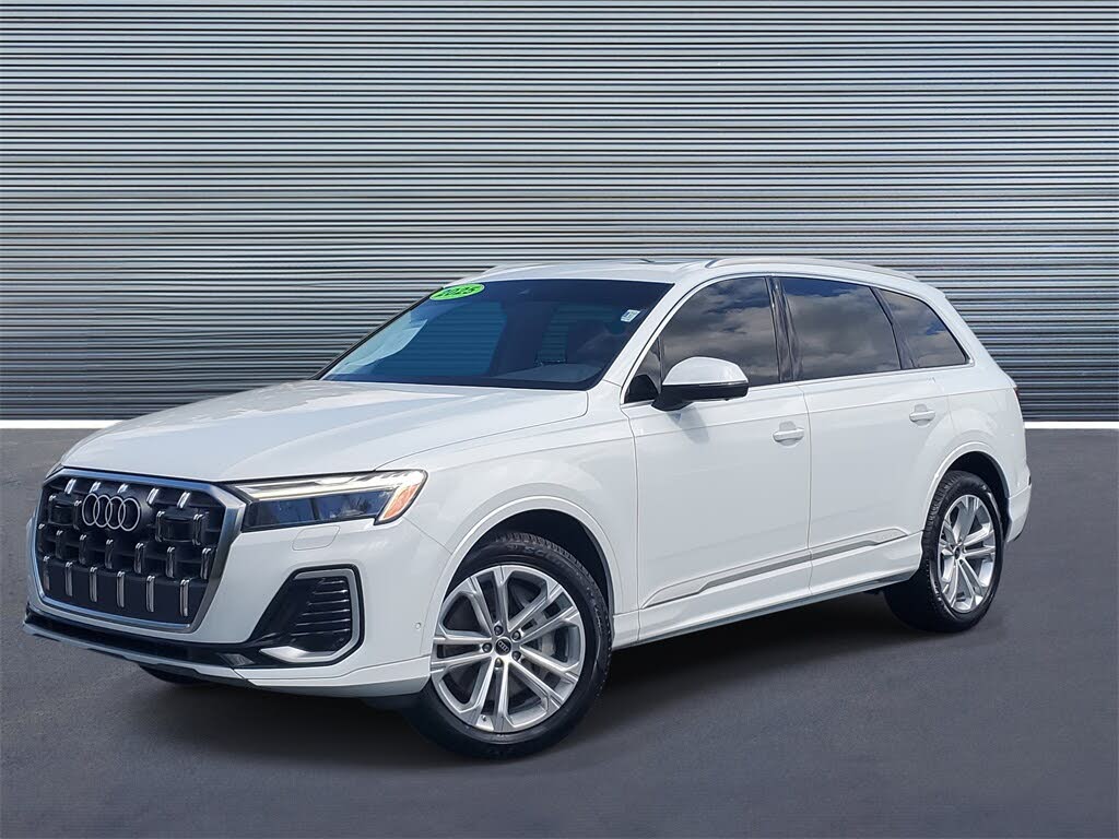 2025 Audi Q7 quattro Premium 45 TFSI