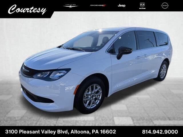 2025 Chrysler Voyager LX FWD