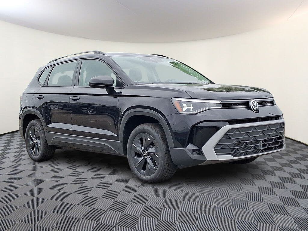 2025 Volkswagen Taos S FWD