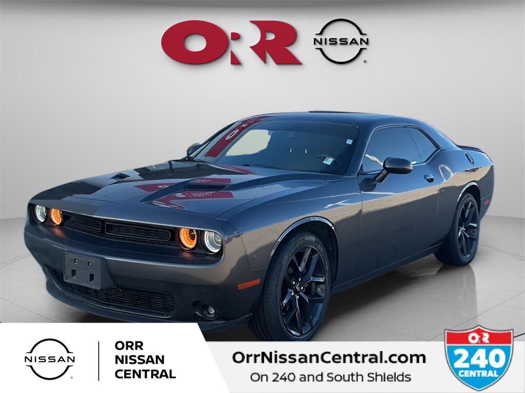 2019 Dodge Challenger SXT RWD