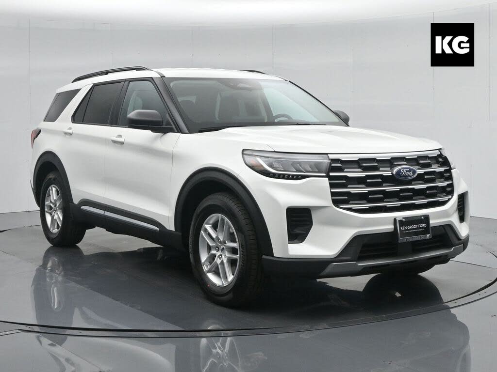 2025 Ford Explorer Active RWD