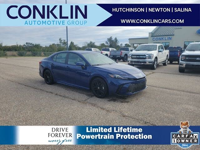 2025 Toyota Camry SE FWD