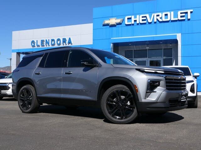 2026 Chevrolet Traverse LT FWD