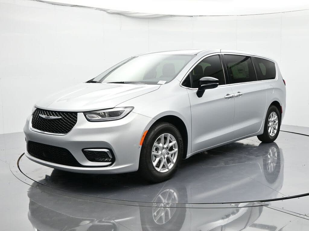 2026 Chrysler Pacifica Select FWD