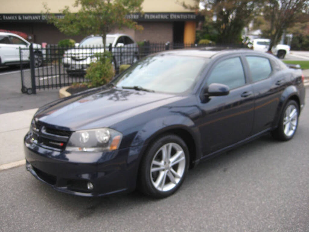 2014 Dodge Avenger SXT FWD