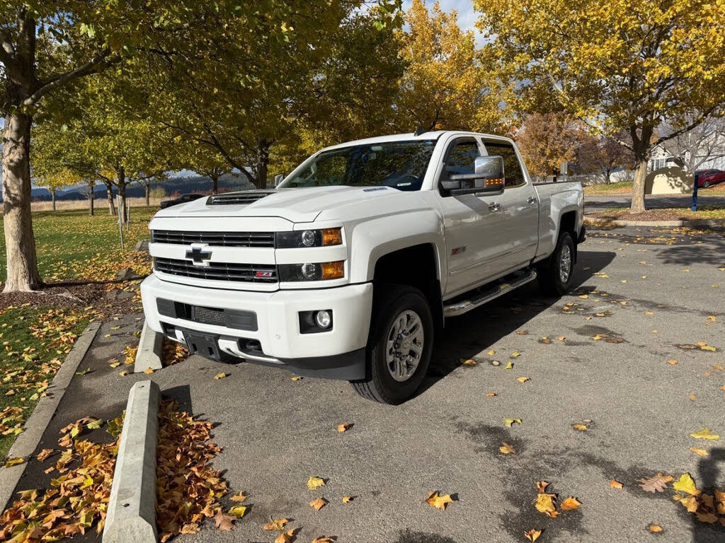 2017 Chevrolet Silverado 3500HD LTZ Crew Cab 4WD