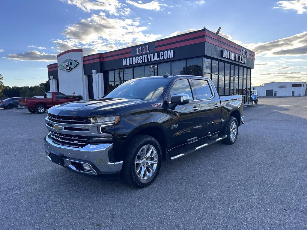 2022 Chevrolet Silverado 1500 LTZ Crew Cab 4WD