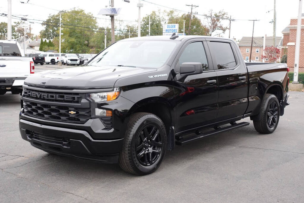 2023 Chevrolet Silverado 1500 Custom Crew Cab 4WD