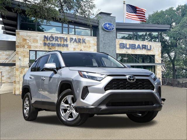 2024 Toyota RAV4 XLE FWD