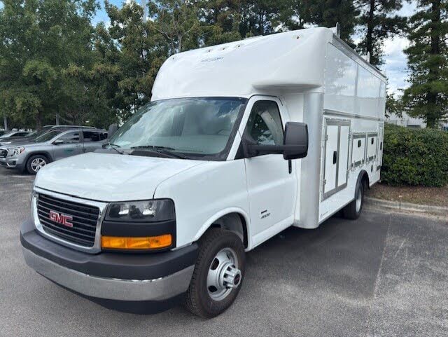 2025 GMC Savana Chassis 4500 159 Cutaway RWD