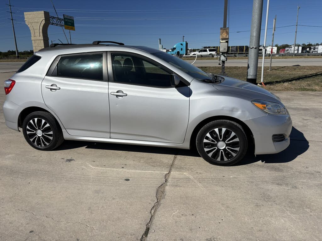 2009 Toyota Matrix FWD