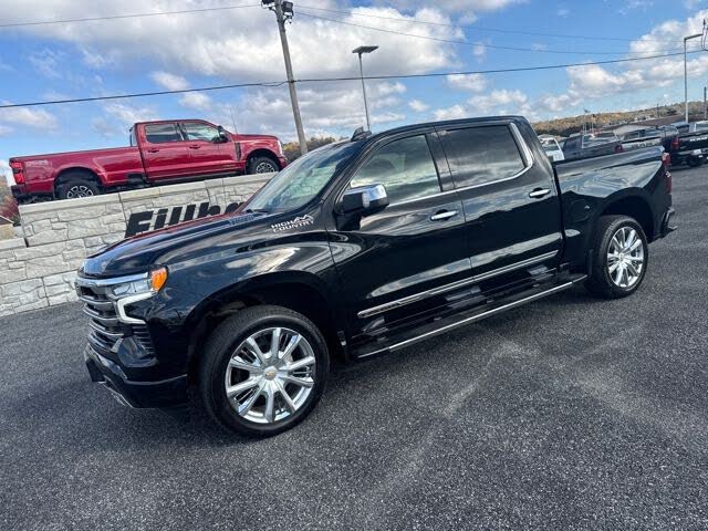 2022 Chevrolet Silverado 1500 High Country Crew Cab 4WD