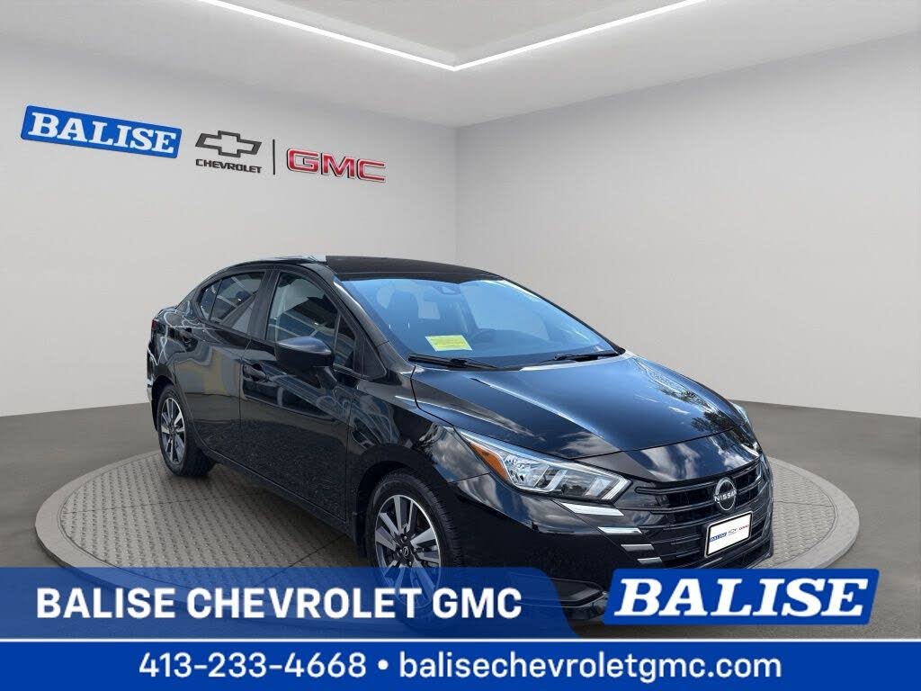 2023 Nissan Versa S FWD